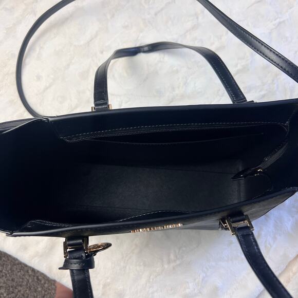 Michael Kors Charlotte Large Saffiano Leather Tote Black - Picture 4 of 11